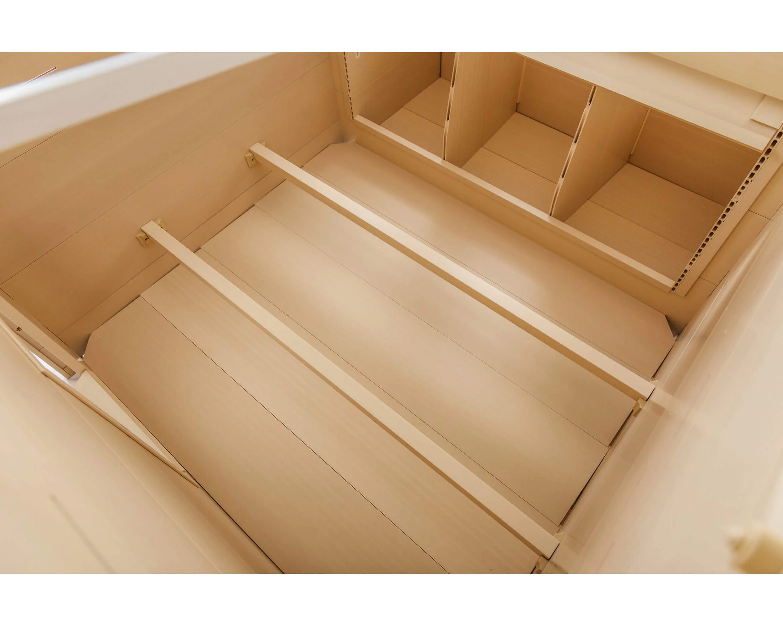New Age Pet Jumbo Fontana Chicken Barn - Image 13