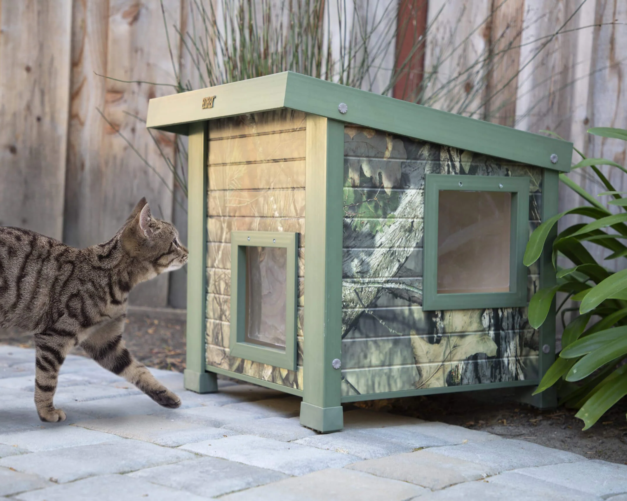 New Age Pet Outdoor Cat House - Image 11
