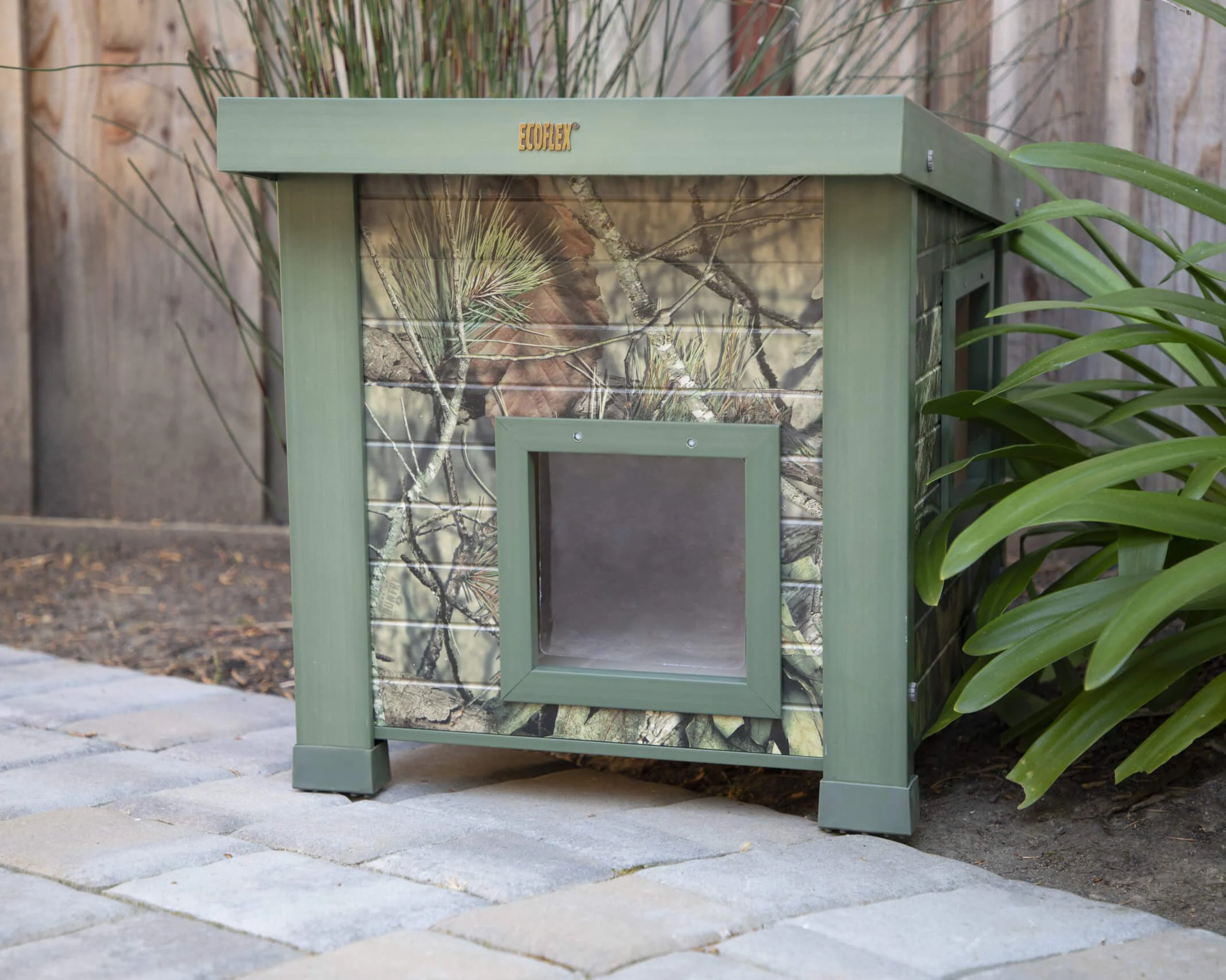 New Age Pet Outdoor Cat House - Image 12