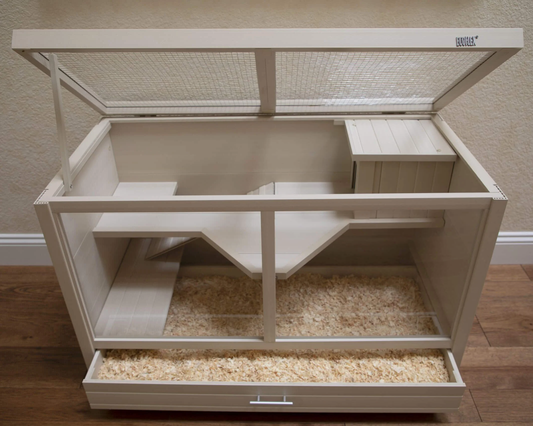 New Age Pet Park Avenue Small Animal Hutch - Image 3