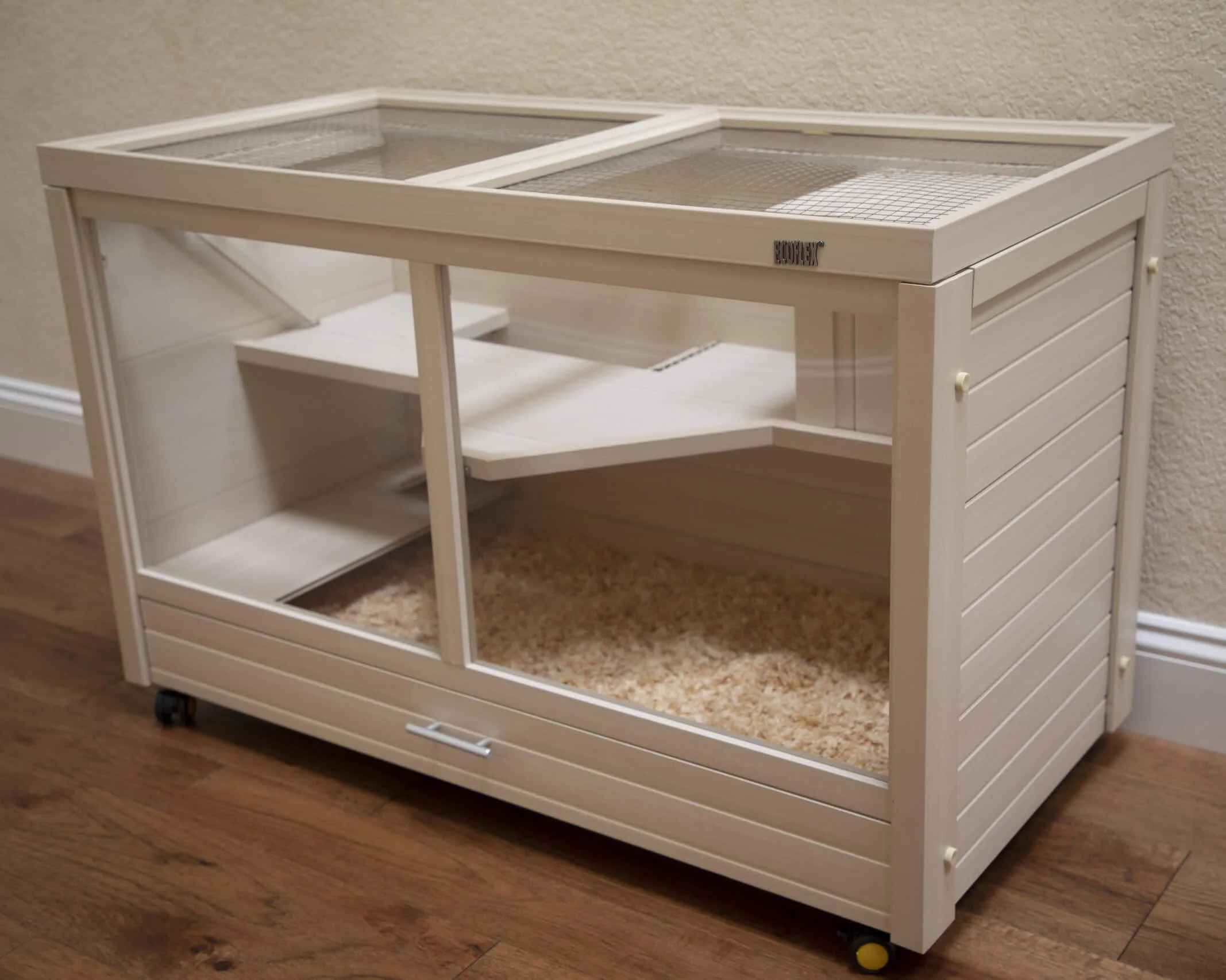 New Age Pet Park Avenue Small Animal Hutch - Image 4