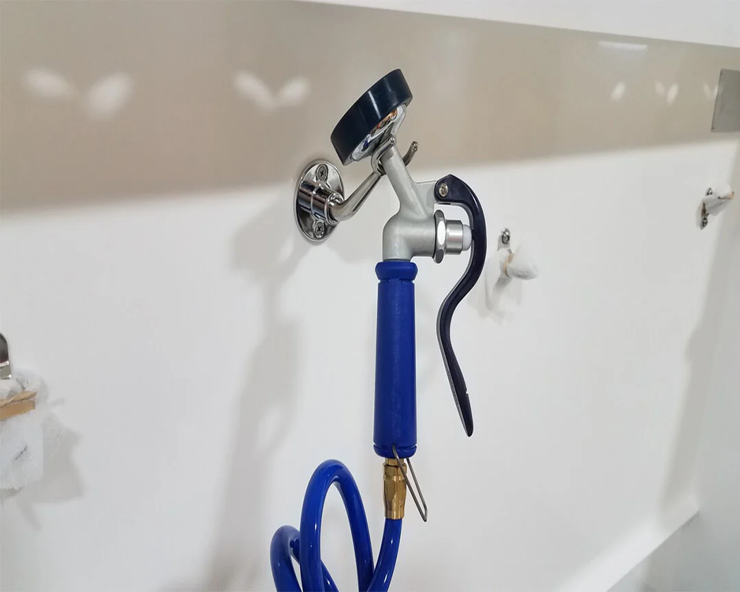 Northstar Plastics Grooming Tub Faucet - Dual Lever - Image 3