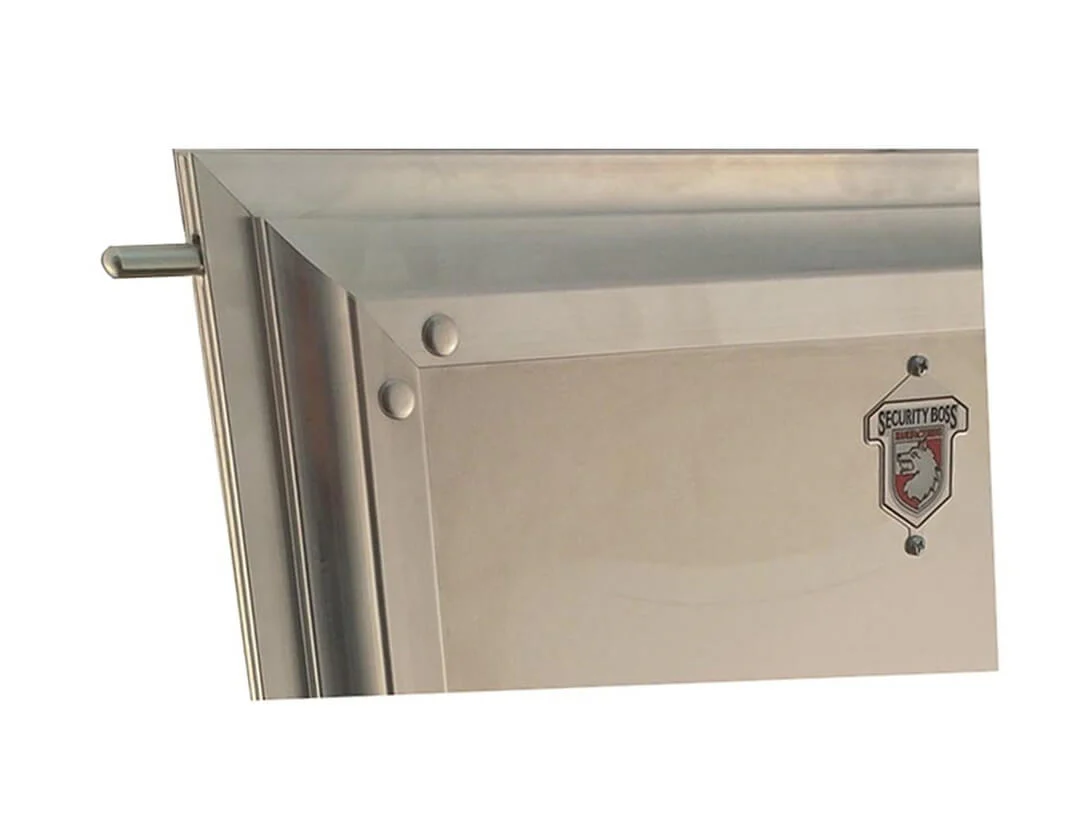 Security Boss Kennel Clad  Dual Auto-Locking Premium Insulated Guillotine Door - Image 8