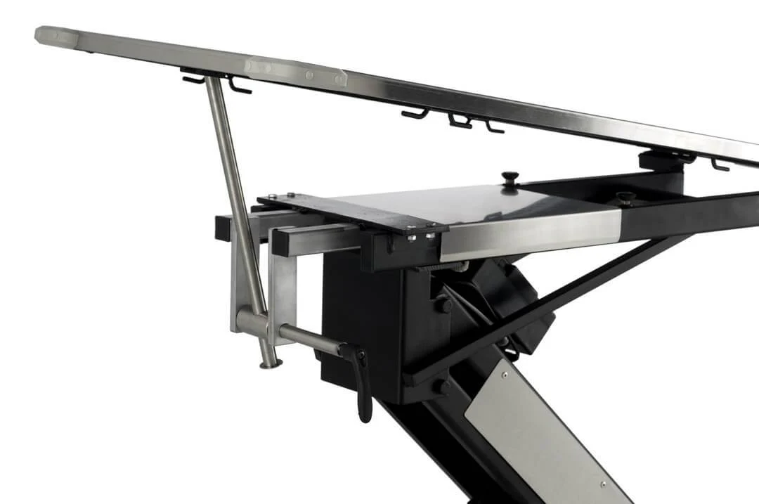 VetLine LowMax Electric Veterinary Surgery Table - Image 4